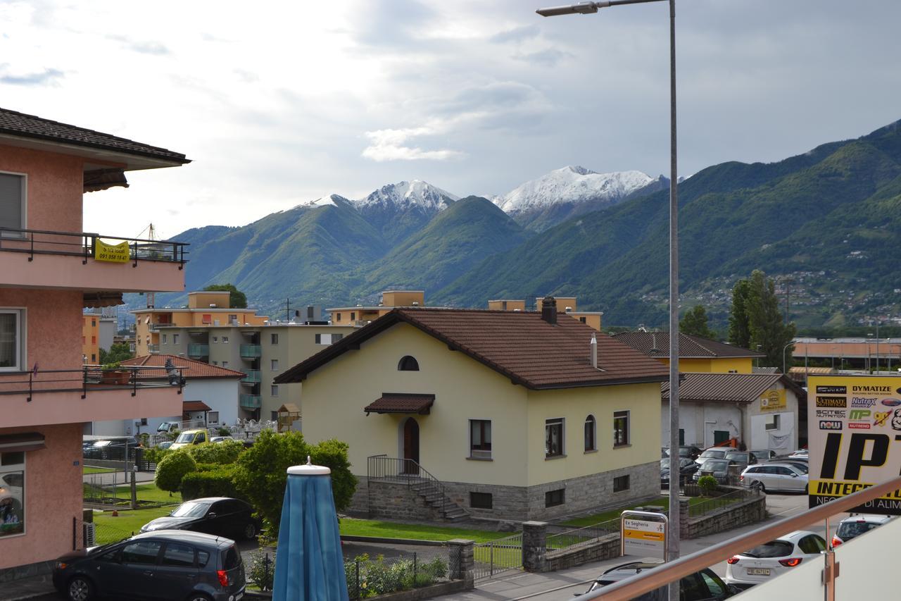 Osteria Centrale Cadenazzo Exterior photo
